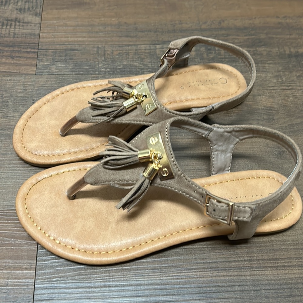 Top Moda Sandals. NOT FOR SALE - Picture 3 of 3